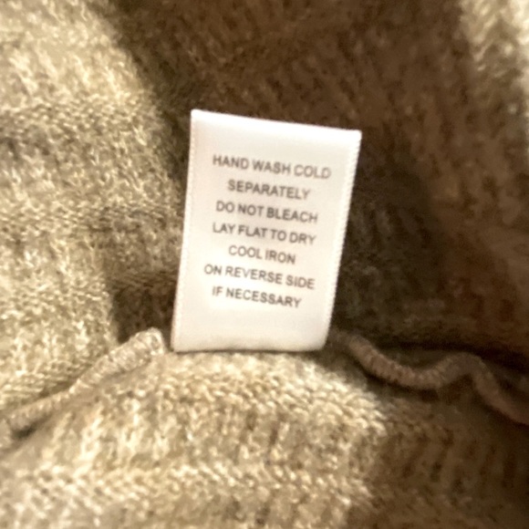 NWT Y2K  MABLE Boho knit midi sweater dress with cut out at lower back.Size L. - Picture 11 of 13